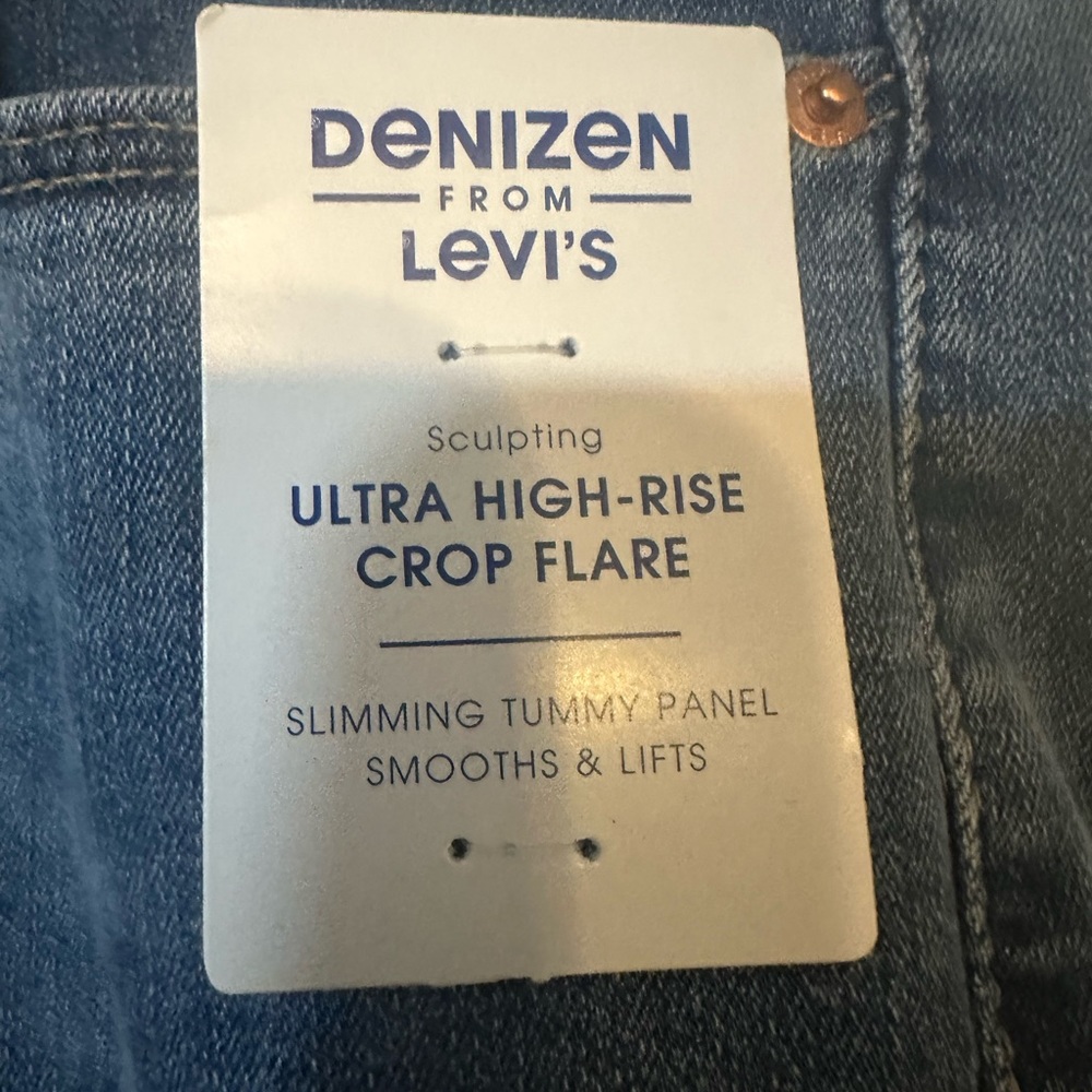 Denizen (from Levi’s) ultra high rise crop flare jeans